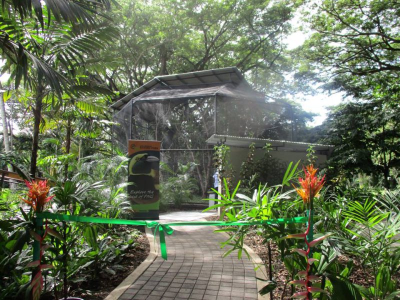 Port Moresby's Nature Park opens new parrot aviary - Paga Hill Estat…
